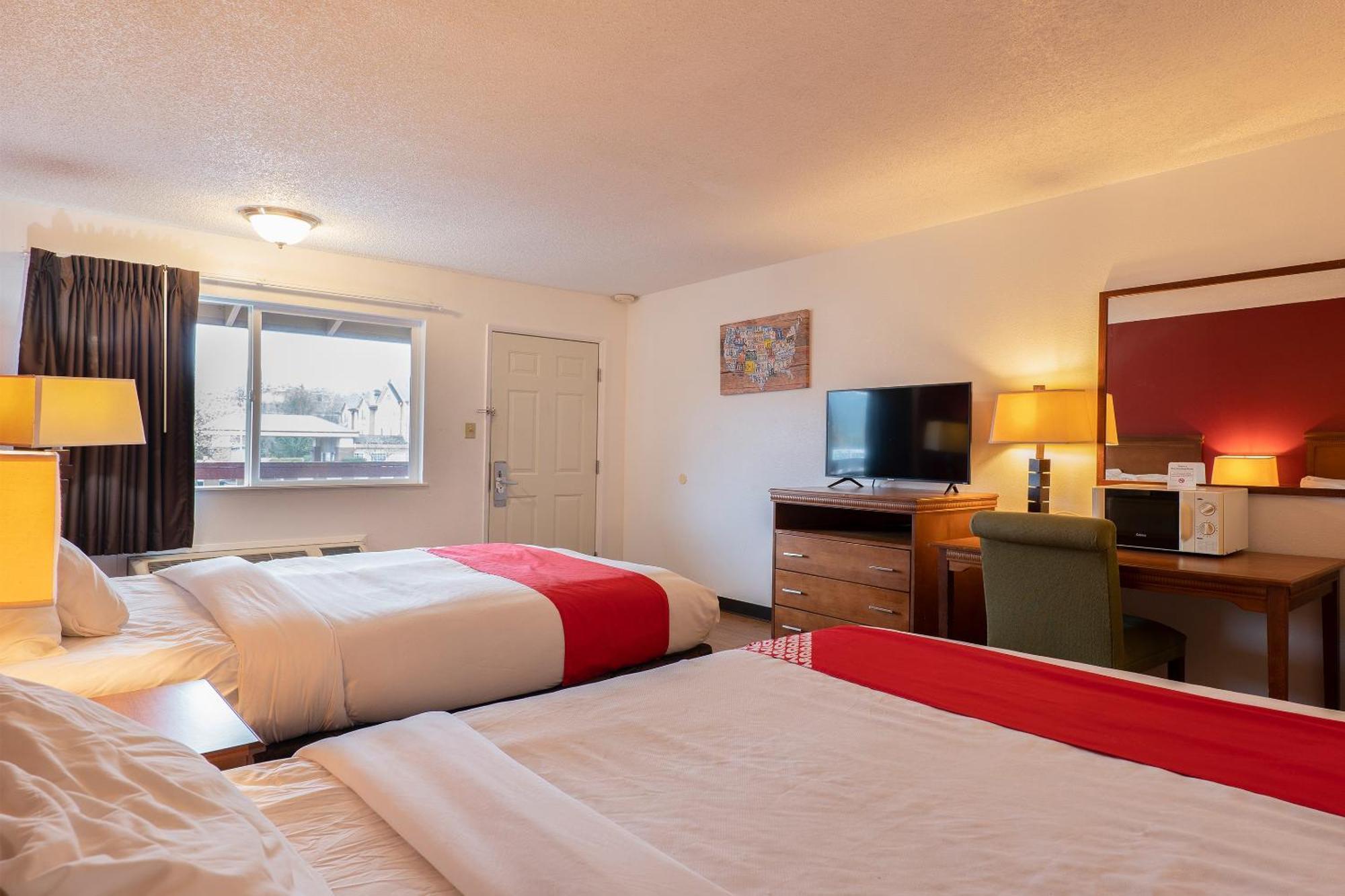 Oyo Hotel Chehalis I-5 South Екстер'єр фото
