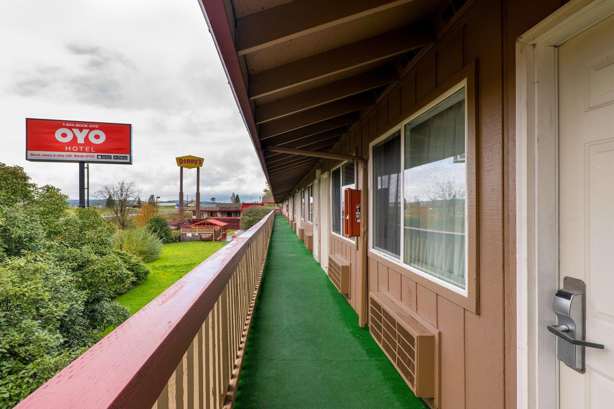 Oyo Hotel Chehalis I-5 South Екстер'єр фото
