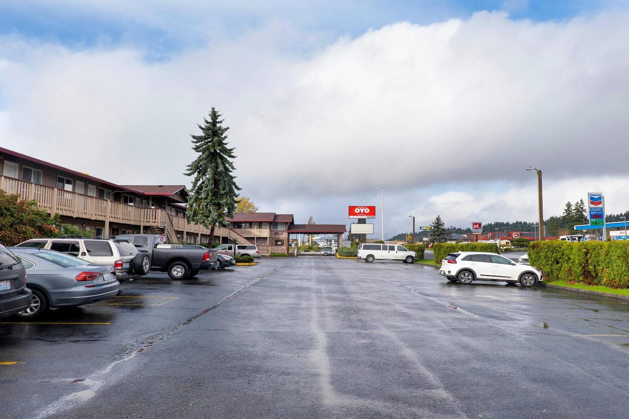 Oyo Hotel Chehalis I-5 South Екстер'єр фото