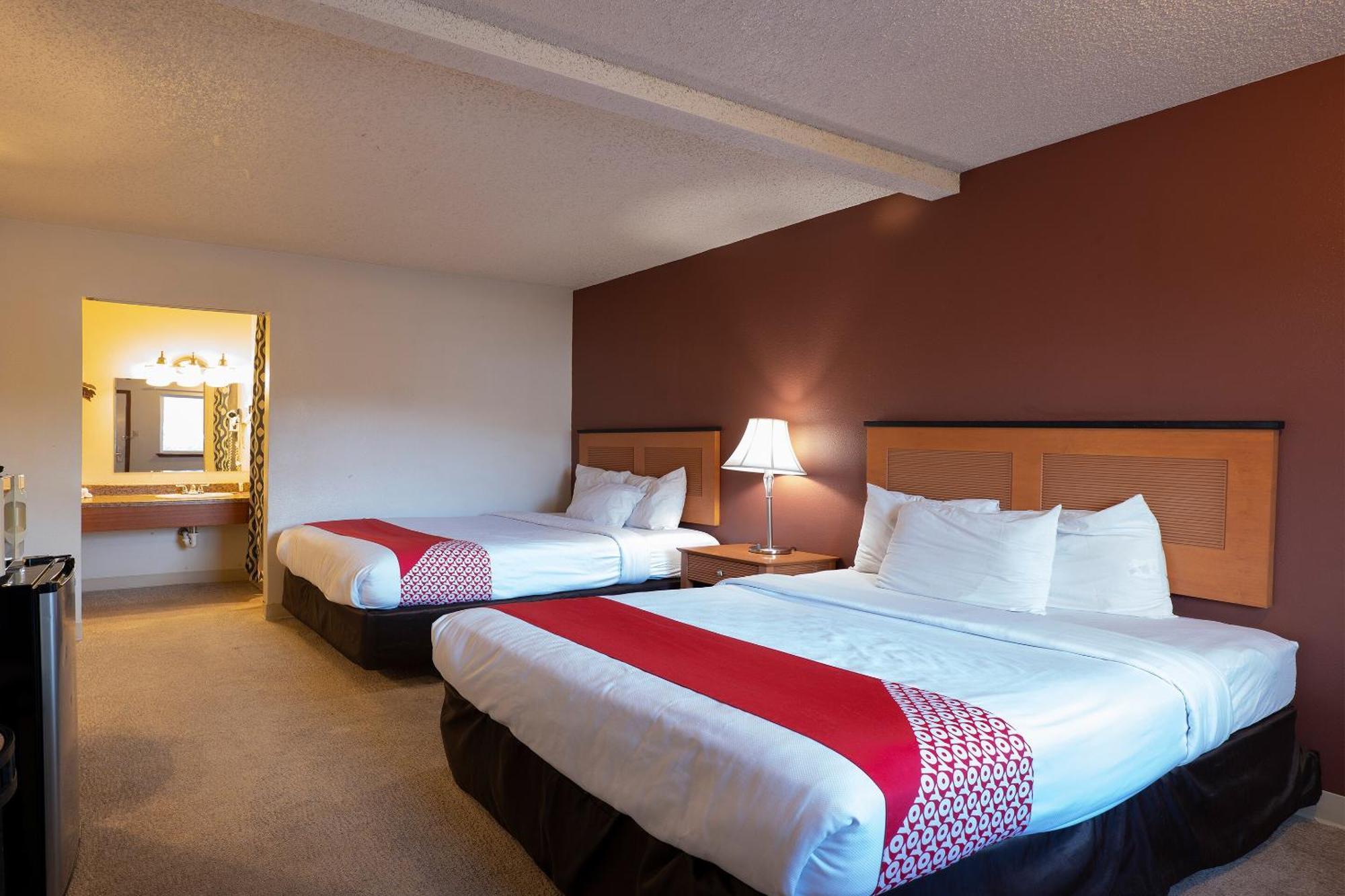 Oyo Hotel Chehalis I-5 South Екстер'єр фото