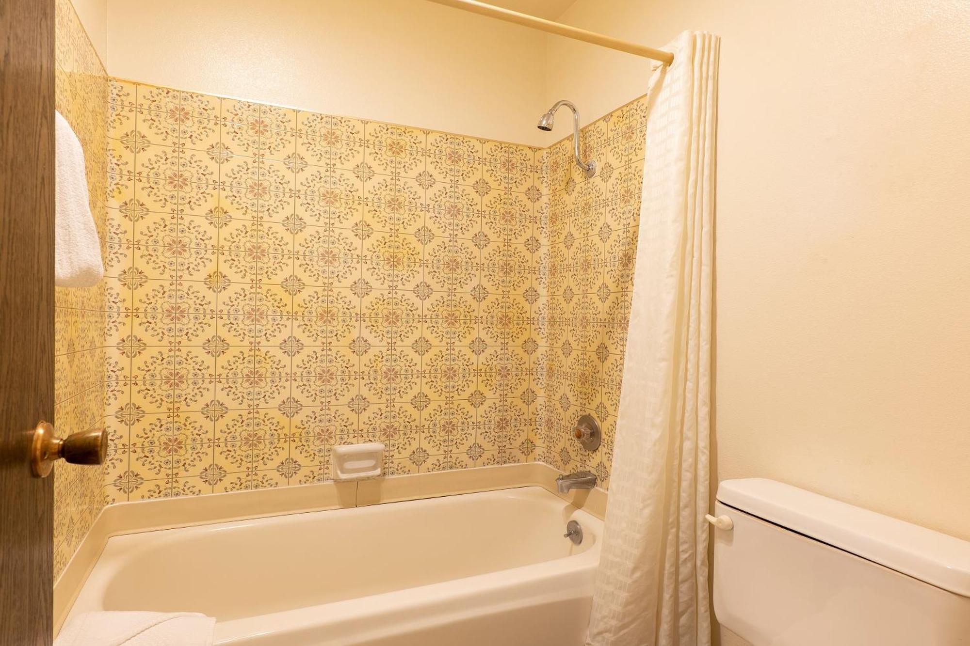 Oyo Hotel Chehalis I-5 South Екстер'єр фото